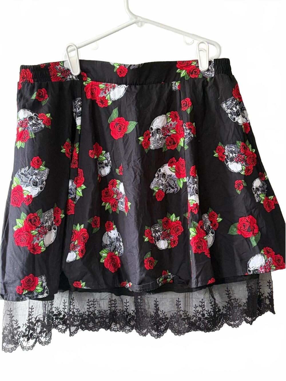 Spirit Halloween Black Skater Skirt Red Rose Skull Print Goth Halloween